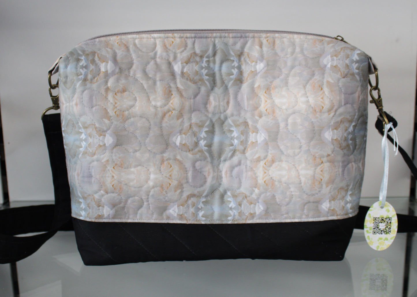 Women quilt (patchwork) shoulder bag with embroidery design