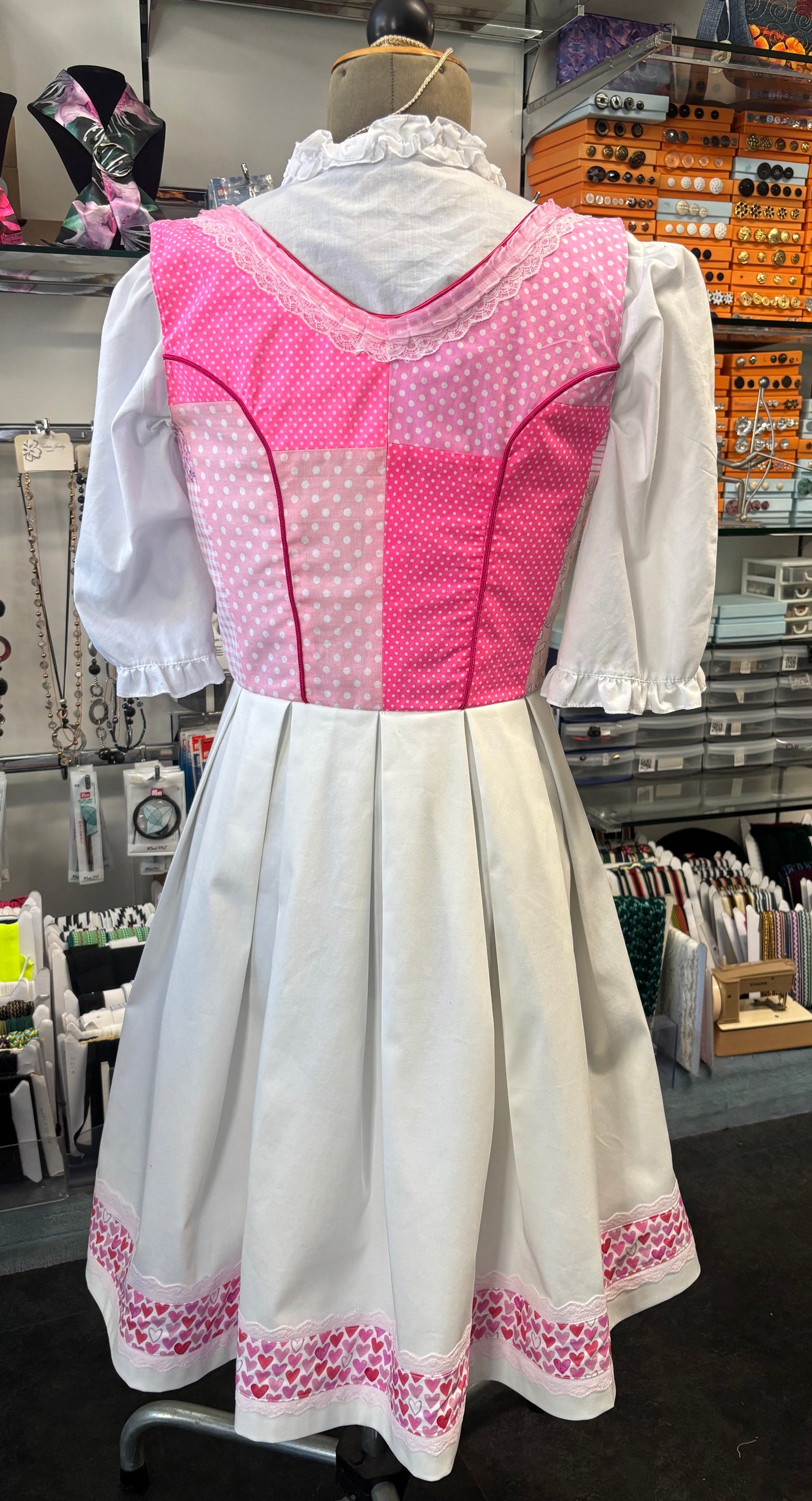 Dirndl Unikat - kaufen/ Verleih/ selber gestalten