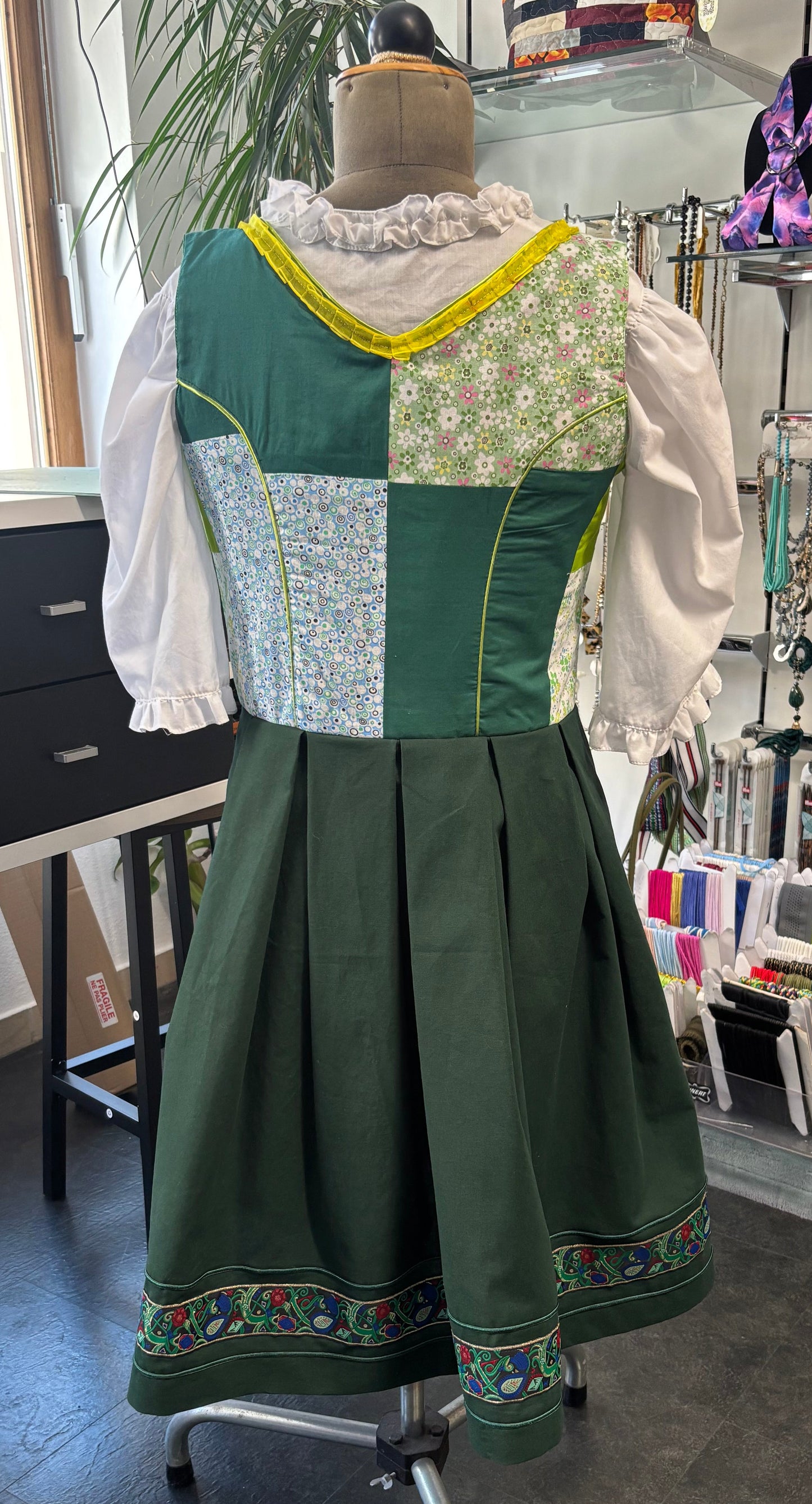 Dirndl Unikat - kaufen/ Verleih/ selber gestalten