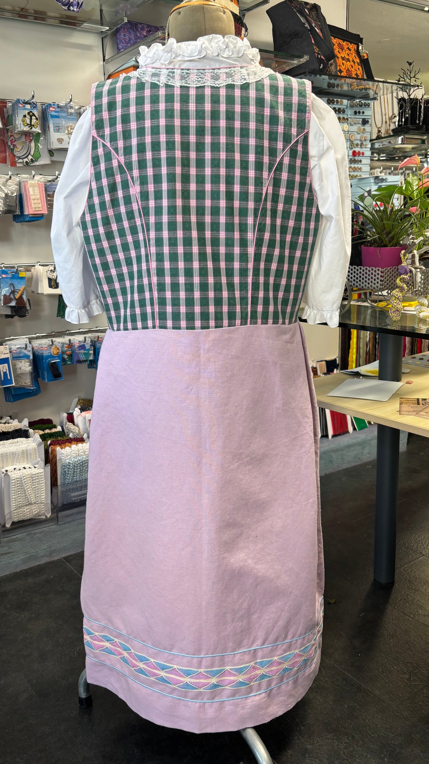 Dirndl Unikat - kaufen/ Verleih/ selber gestalten