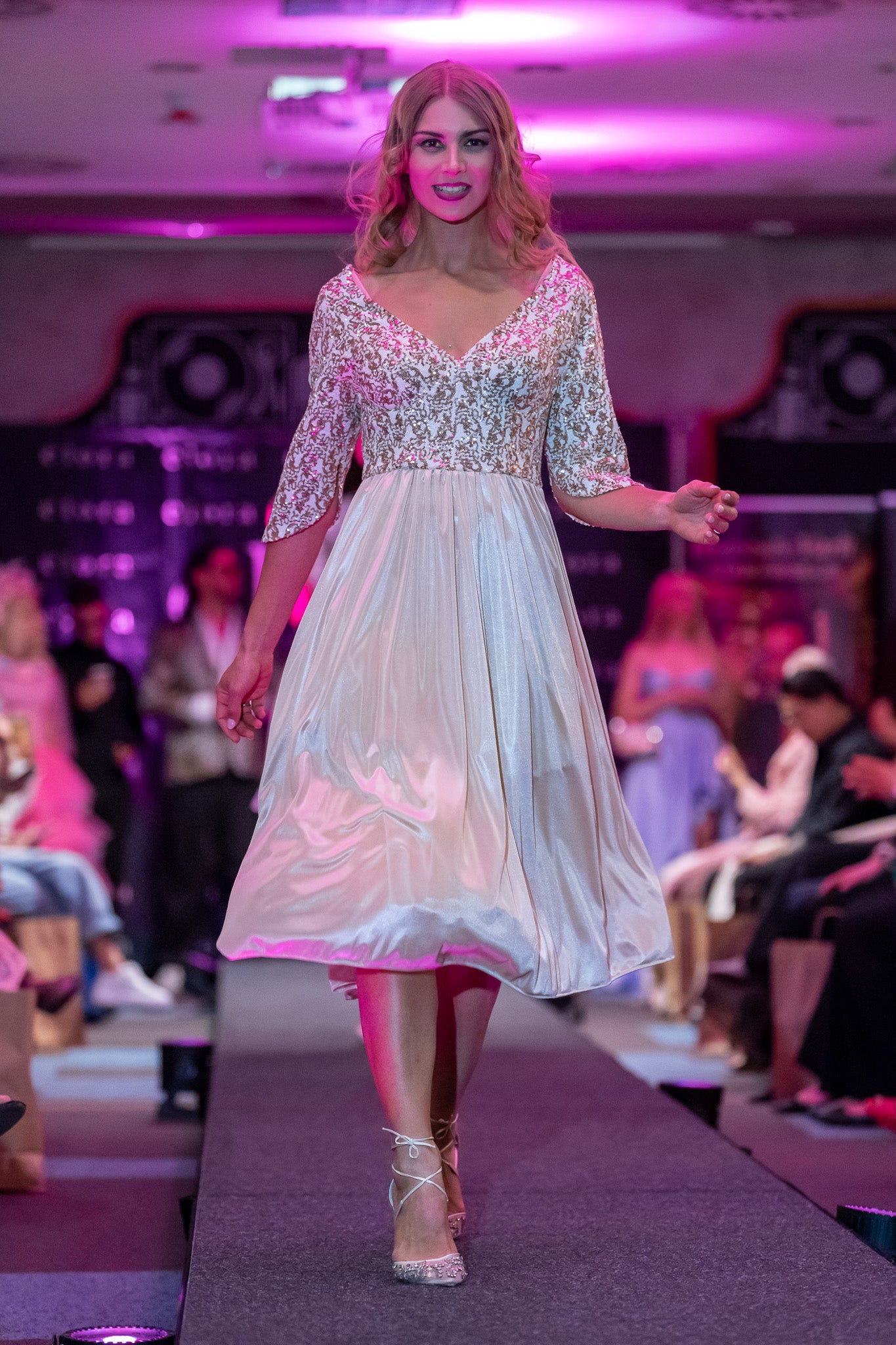 Abendkleid Collection: Elora Fashion Show 2026